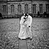 Portrait de couple de mariés dans les rues de Strasbourg