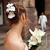 Portrait de couple de mariés dans les rues de Strasbourg