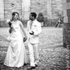 Portrait de couple de mariés dans les rues de Strasbourg